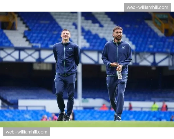 埃弗顿一比一战平布莱顿 保级路上关键一分稳固安全位置 埃弗顿一比一战平布莱顿 保级路上关键一分稳固安全位置